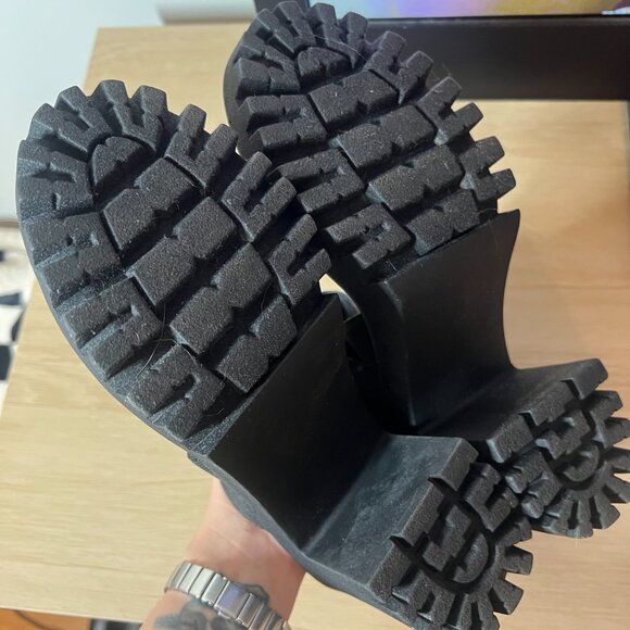 Madden Girl by Steve Madden Black Platform Sandals | SIZE 7 - Picture 5 of 5